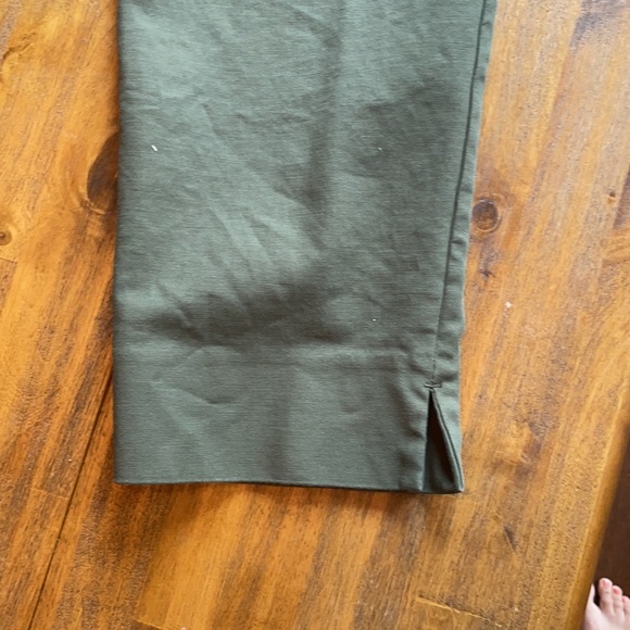 Loft Crop Pants - Picture 6 of 6